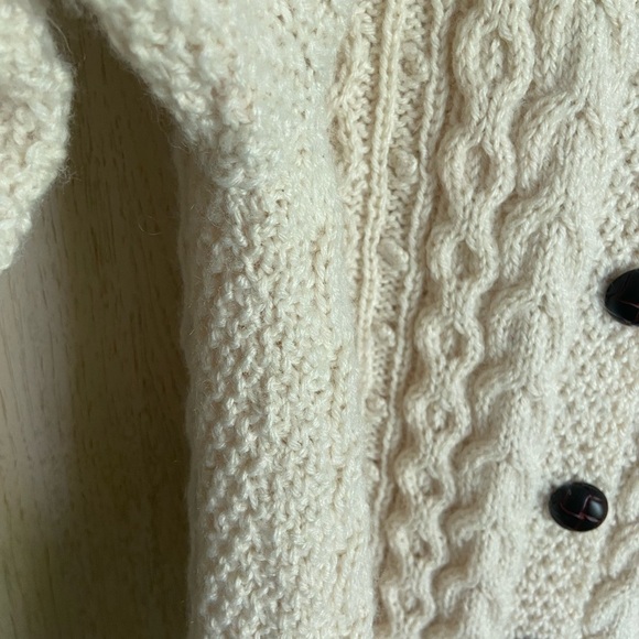 Fabulous Handmade Irish Fisherman Intricate Cable Knit Sweater Ivory Sz Small - Picture 8 of 10